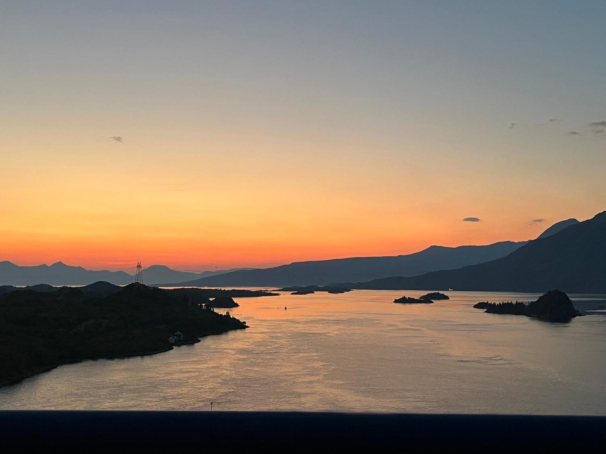 Lofoten And Vesteralen Kveldro Myrland Exteriör bild